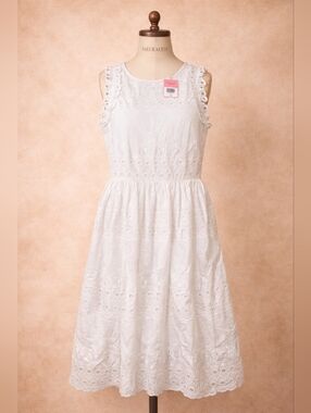 $299 Nwt Kate Spade White Eyelet Dress Size 10 Floral 100% Cotton Ruffles